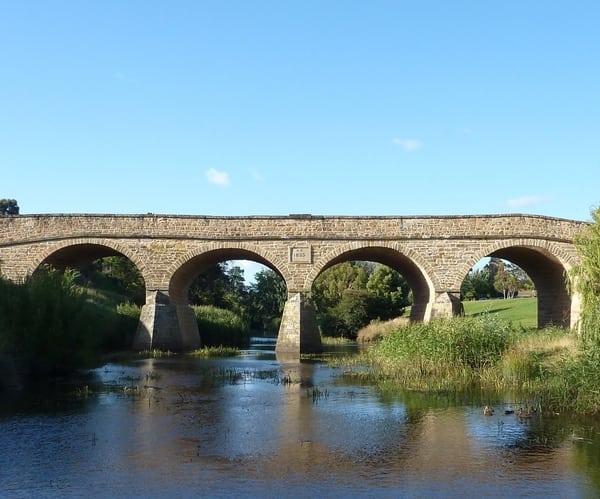 famous Richmond Bridge