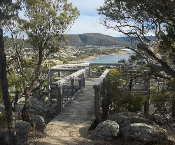 tourist attractions bicheno tasmania