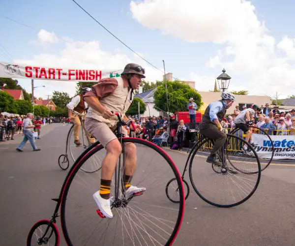 Penny Farthing race at Evandale